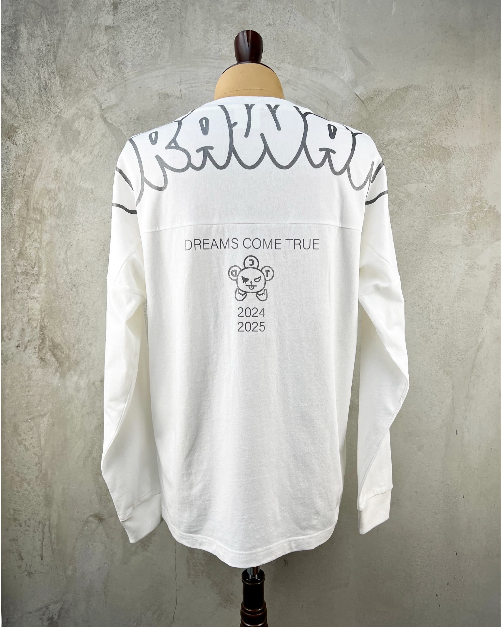 LONG SLEEVE T-SHIRT