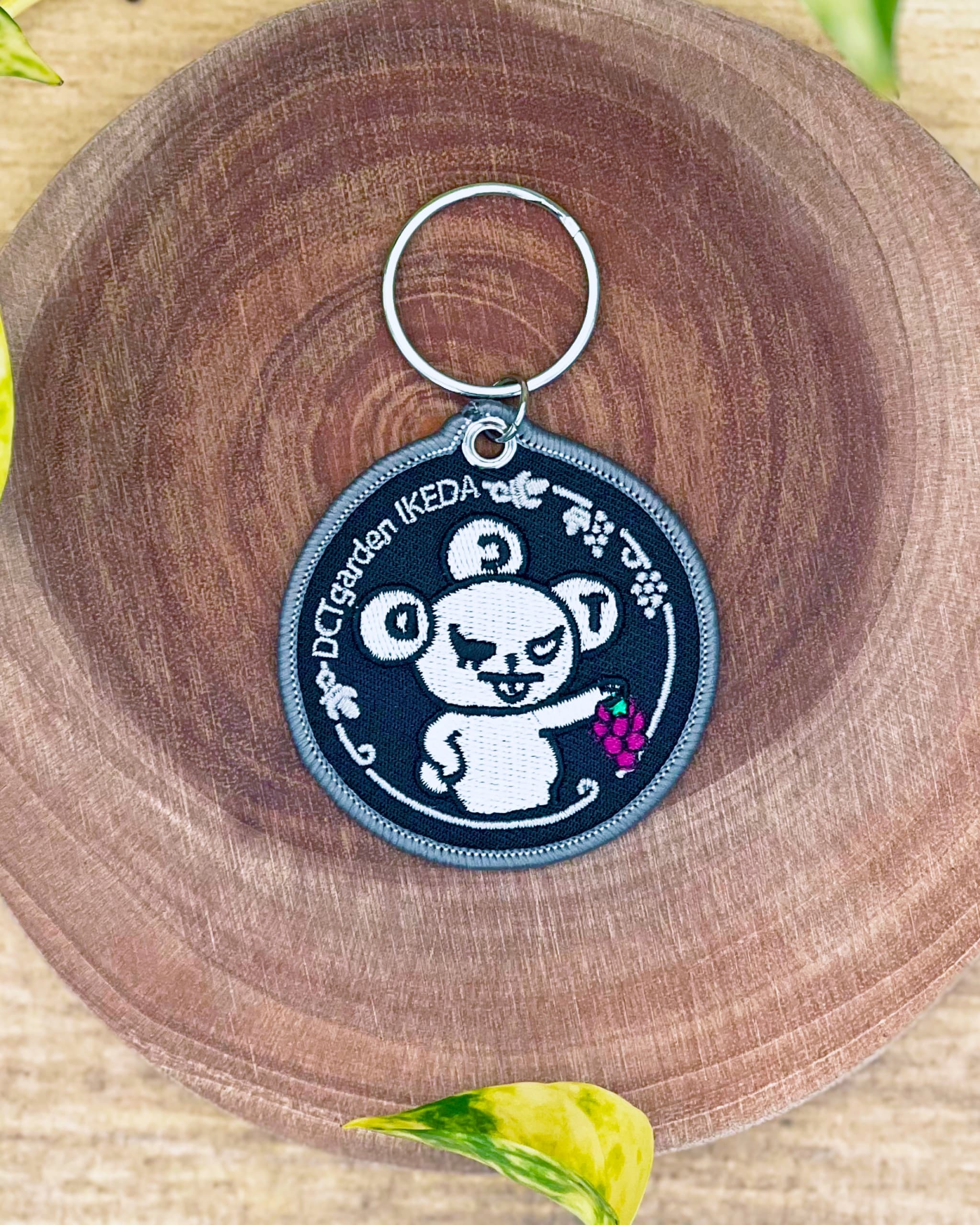 DCTgarden IKEDA 刺繍キーホルダー No.2
