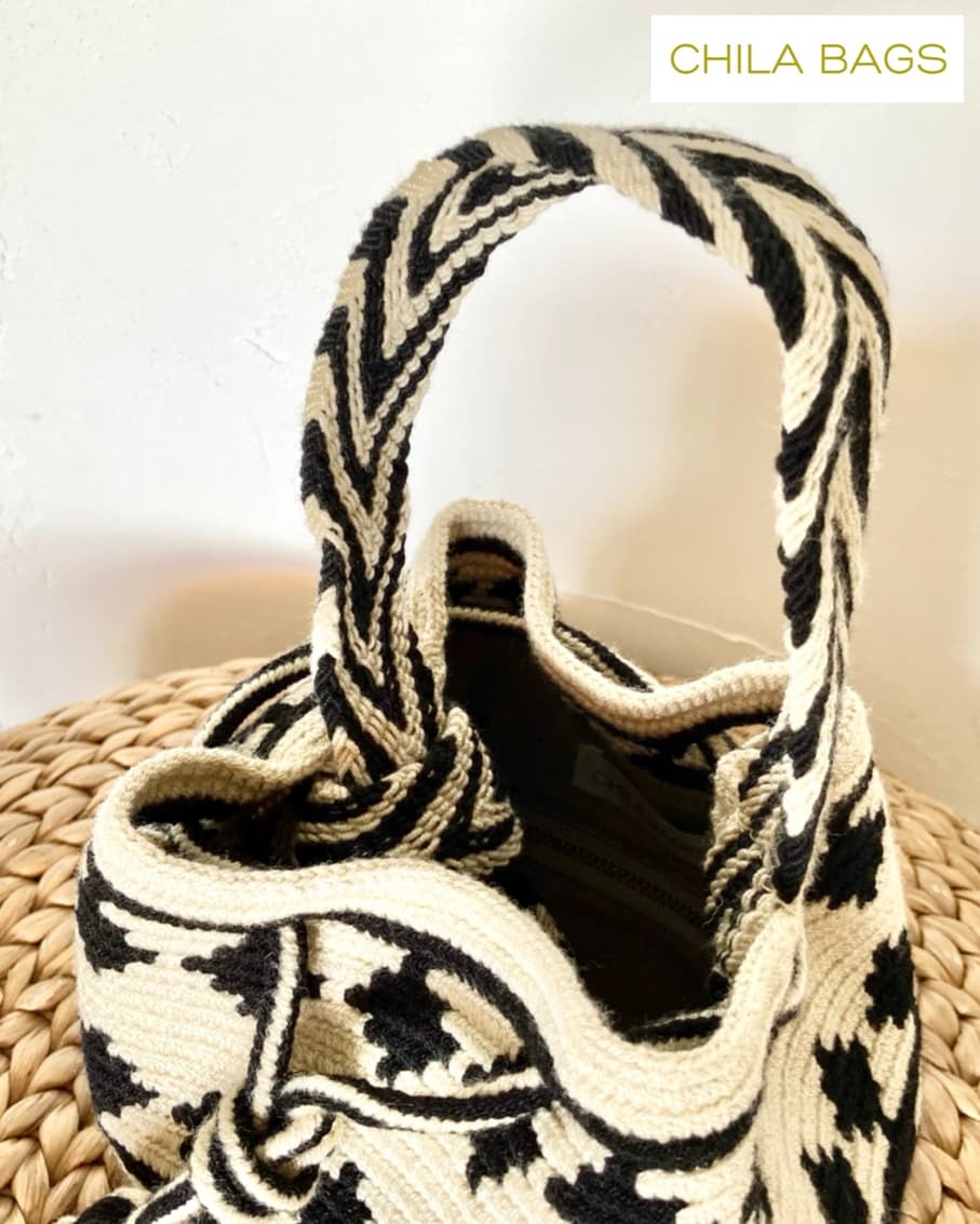 CHILA BAGS（Poblado Bag Medium Black）