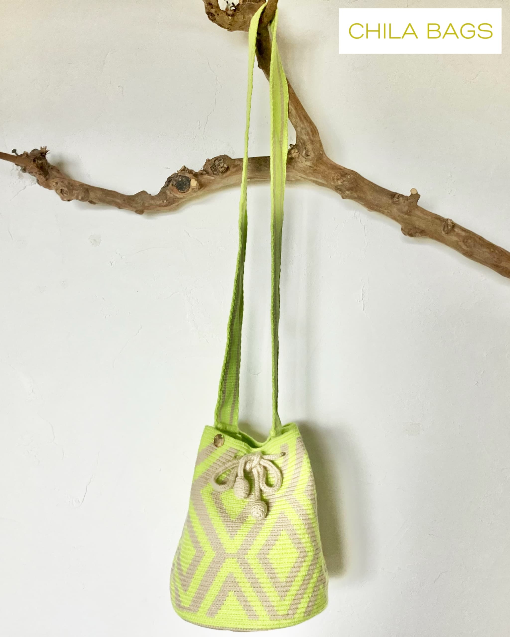 CHILA BAGS（Rafa Bag Medium Neon）