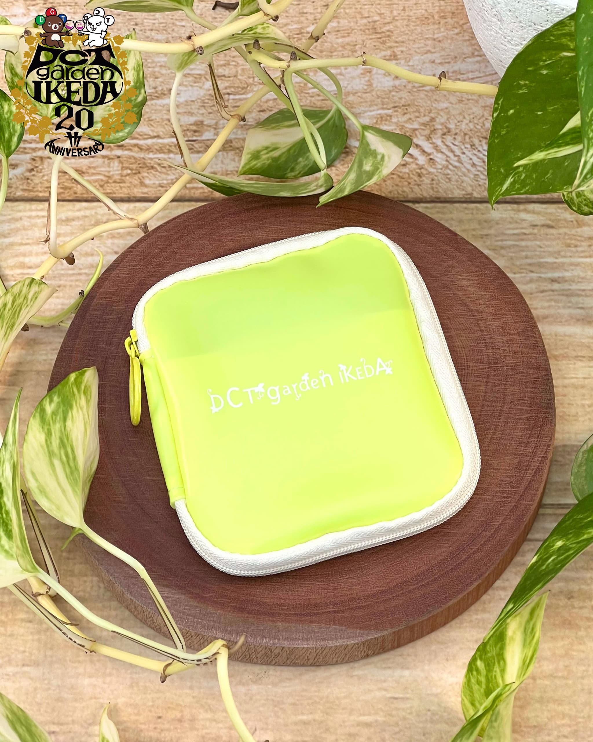 DCTgarden IKEDA 20th クリアポーチ(ブルー×イエロー)